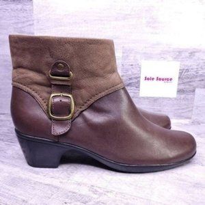 Clarks Ingalls Dover Heeled Leather Ankle Boot Brown Women's sz 10
